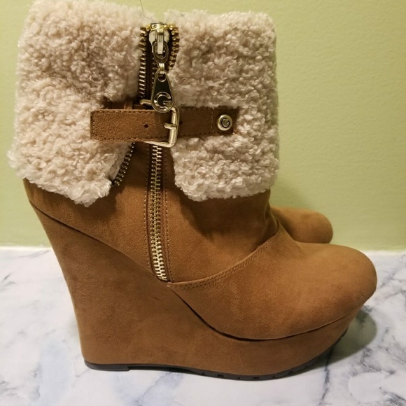 G by Guess Faux Fur Lined Suede Wedge Ankle Boots - Picture 3 of 8